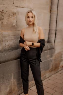 DANIEL-GIMMER-PHOTOGRAPHY_JASI-STREETWALK_0151