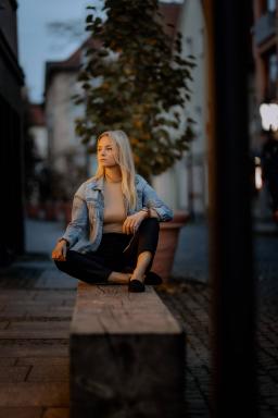 DANIEL-GIMMER-PHOTOGRAPHY_JASI-STREETWALK_0652