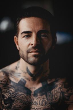 DANIEL-GIMMER-PHOTOGRAPHY_TIMO-ROEGELE_0208-Bearbeitet