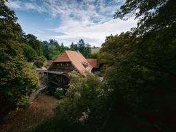 DANIEL-GIMMER-PHOTOGRAPHY_MAYERS-WELZHEIM_0075-Bearbeitet